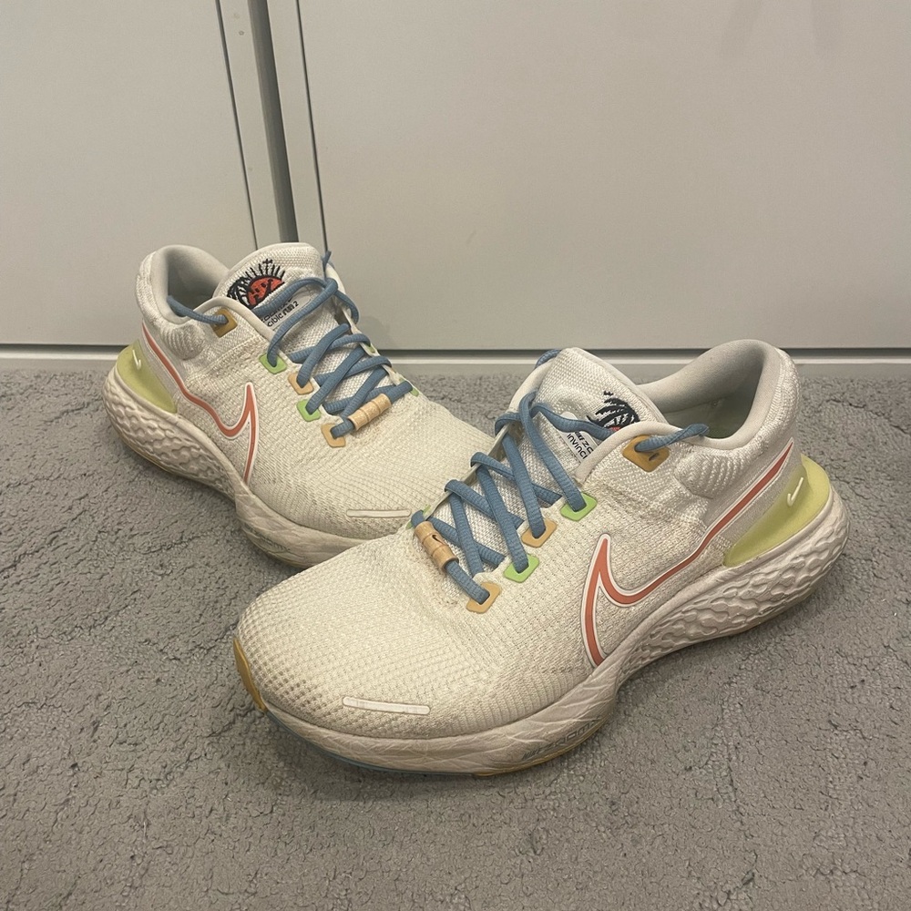 Nike ZoomX Invincible Run Flyknit 2 in “Sail Hot Curry” color, Men’s US Size 11